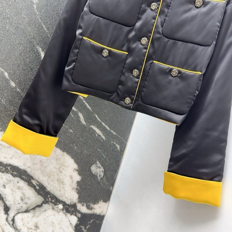 Ch**el outwear